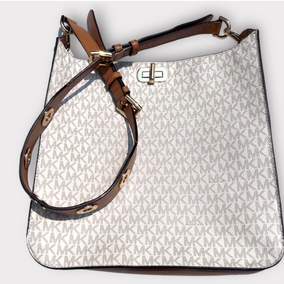 Michael Kors Sullivan 18k Grommet .Messenger - Picture 3 of 10
